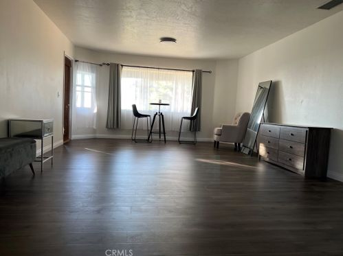 16275 Constable Rd, Riverside CA  92504-5624 exterior