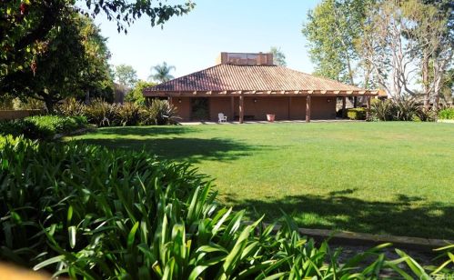 6600 Warner Ave, Huntington Beach CA  92647-5242 exterior