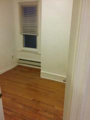 2224 Broad St, Philadelphia PA  19132-4501 exterior