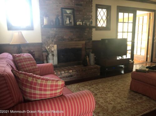 103 Sandspring Dr, Tinton Falls NJ 07724-2151 exterior