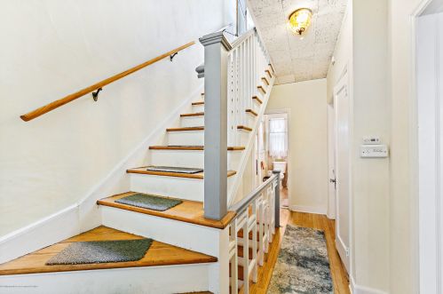 3 Deal Lk Ct, Tinton Falls NJ 07712-5116 exterior