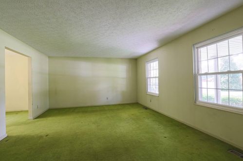 10760 Deerfield Rd, Cincinnati OH  45242-4215 exterior