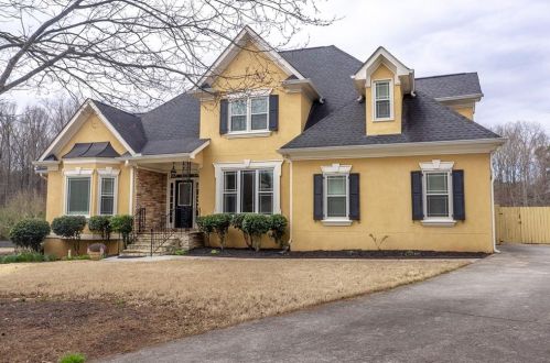 4720 Winding Rose Dr, Suwanee, GA 30024-3064