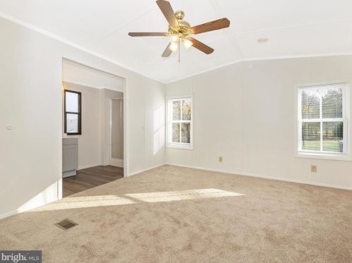 27 Bluegill Dr, Harpers Ferry WV  25425-2507 exterior