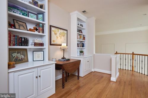 309 Reserve Gate Ter, Silver Spring MD 20905-5040 exterior