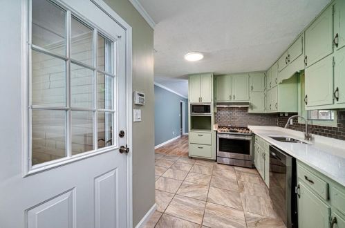 85 Amanda Ct, Stockbridge GA  30281-2504 exterior