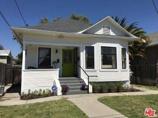 1221 40th Pl, Los Angeles, CA 90011-2759