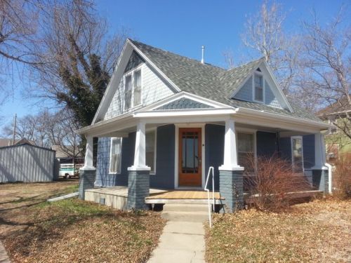 302 1st St, Miltonvale, KS 67466-5000