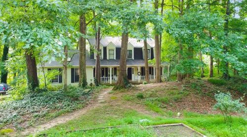 1170 Colony Cir, Marietta, GA 30068-2806