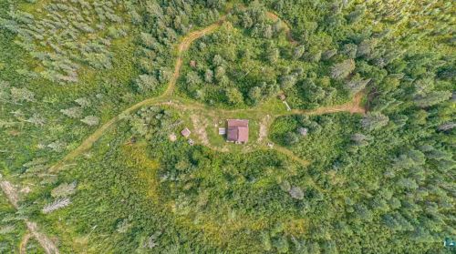 6559 Dewey Lake Rd, Chisholm, MN