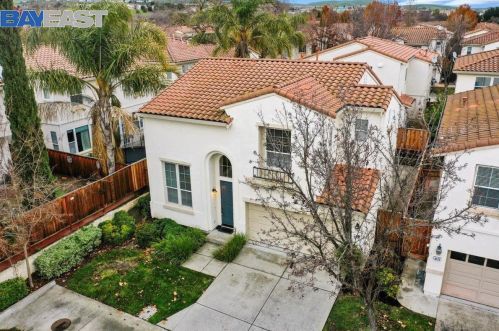 4175 Martinez Ct, Pleasanton, CA 94568-8726