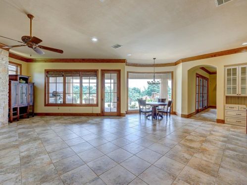 8708 Capehart Cv, Austin TX  78733-3260 exterior