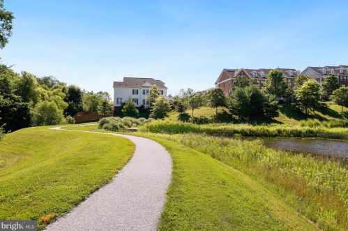 8810 Gunston St, Fulton MD  20759-2308 exterior