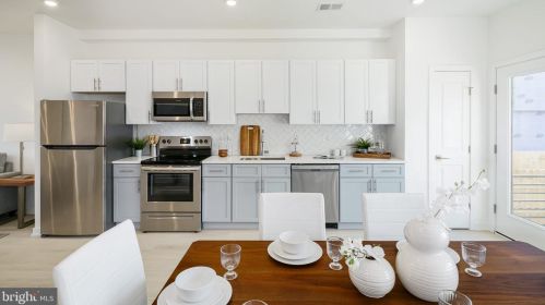 1300 24th St, Philadelphia, PA 19121-4703