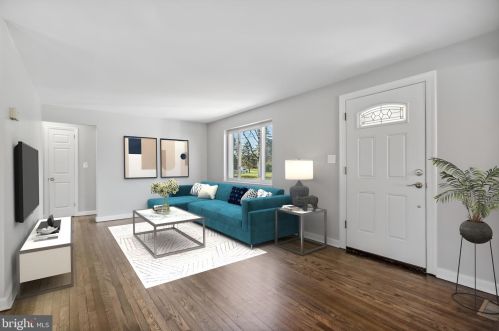 13 Dorann Ave, Princeton NJ  08540-3906 exterior