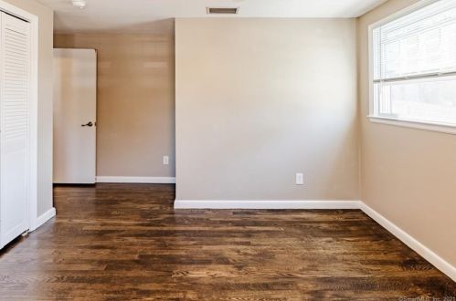 201 Fairlawn Dr, Torrington CT  06790-5809 exterior