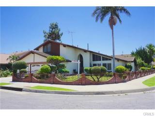 8346 Charloma Dr, Downey, CA 90240-3312