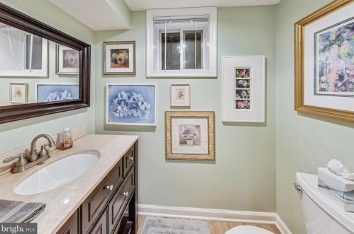 1506 Live Oak Dr, Silver Spring MD 20910-1543 exterior