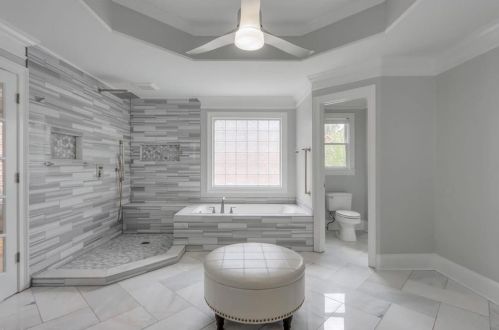 2611 Brookline Cir, Atlanta GA  30319-3686 exterior