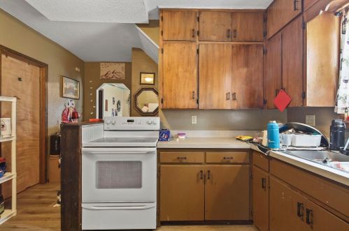 737 Washington Memorial Dr, Saint Cloud, MN 56301-4065
