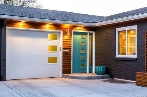 1577 Fairfax St, Denver, CO 80220-1321