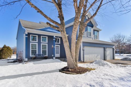 214 Wollmington Dr, Oswego, IL 60543-8448