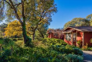 1401 Sequoia Plz, Ukiah, CA 95482-3632