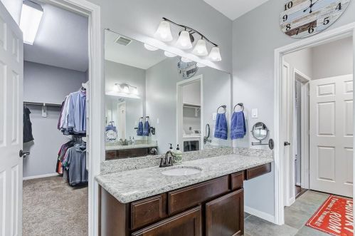 9306 Wheatfield Ln, Richmond TX 77469-5358 exterior