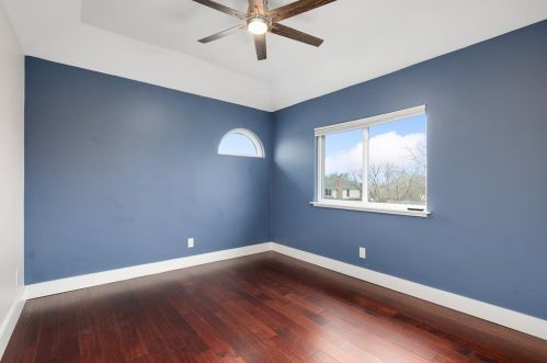 2749 Carmel Dr, Carrollton TX exterior