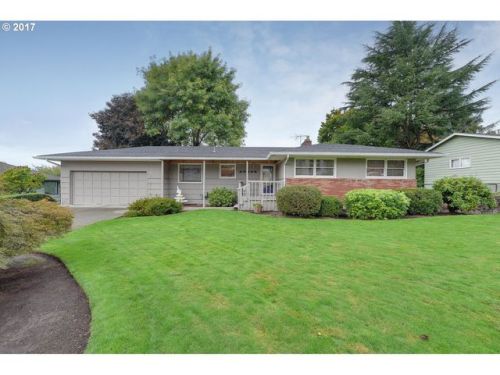 18515 Tibbetts Ct, Damascus, OR 97030
