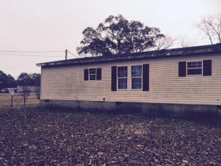 29 Fountain St, Sycamore, GA 31790-2251