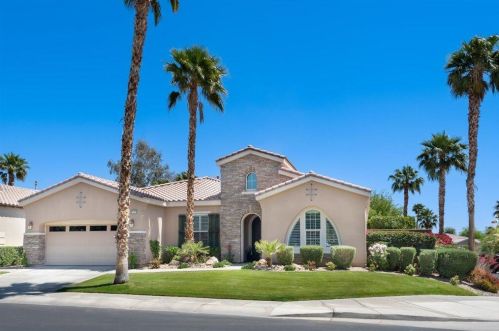 61774 Tulare Ln, La Quinta, CA 92253-7987