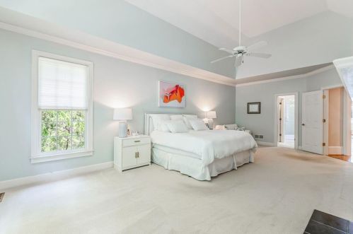 854 Carlton Rdg, Atlanta GA  30342-4340 exterior