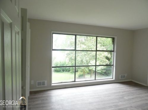 1903 Mcjenkin Dr, Atlanta GA  30345-3005 exterior