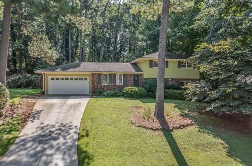2861 Templar Knight Dr, Tucker, GA 30084-2755