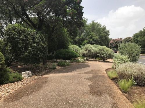 9106 Bluegrass Dr, Austin TX  78759-7172 exterior