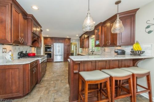 17 Forrest Rd, Dover NJ  07869-4311 exterior