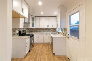 11858 Gale Ave, Hawthorne, CA 90250-2814