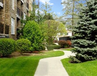 467 Hiawatha Trl, Wood Dale, IL 60191-2112