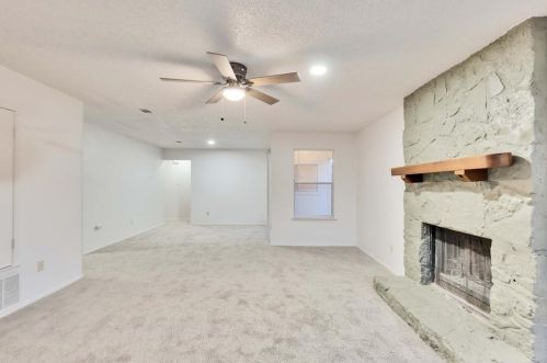 2807 Firecrest Dr, Austin TX  78748-5127 exterior