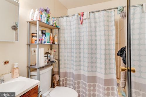 5703 Baltimore Ave, Philadelphia PA 19143-3117 exterior