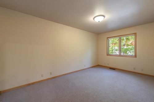 10656 Alder Creek Rd, Truckee CA  96161-2528 exterior