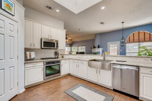 8513 Viridian Ln, Fort Worth TX  76123-2938 exterior