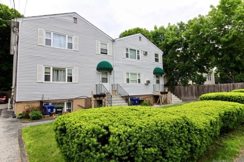 3 Sniffen St, Norwalk CT  06851-6130 exterior