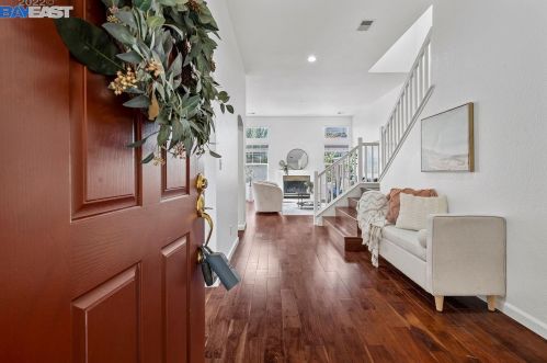 3042 Bolero Ct, Pleasanton, CA 94588-7703