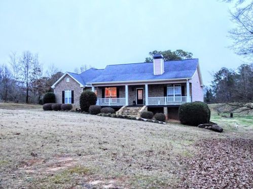 2040 Habersham Cir, Porterdale, GA 30014-0513