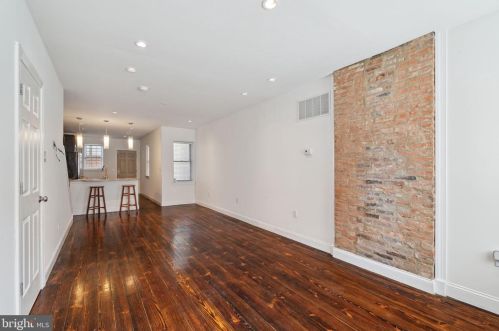 2143 Ellsworth St, Philadelphia PA  19146-2827 exterior