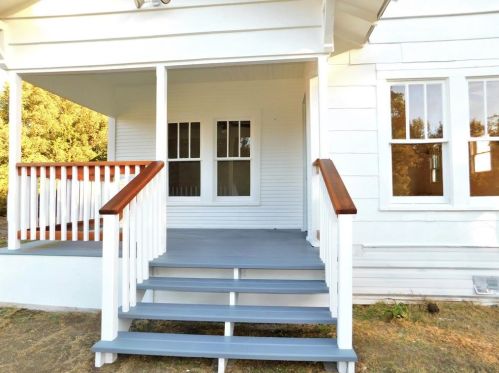 14708 Fairview Cir, Valley View TX  76272-8922 exterior