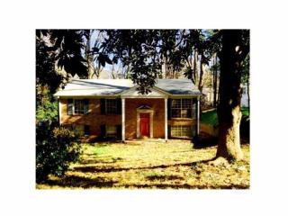 2621 Rolling View Dr, Smyrna, GA 30080-2625