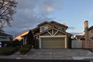 209 Harvest Dr, Vacaville, CA 95687-7221